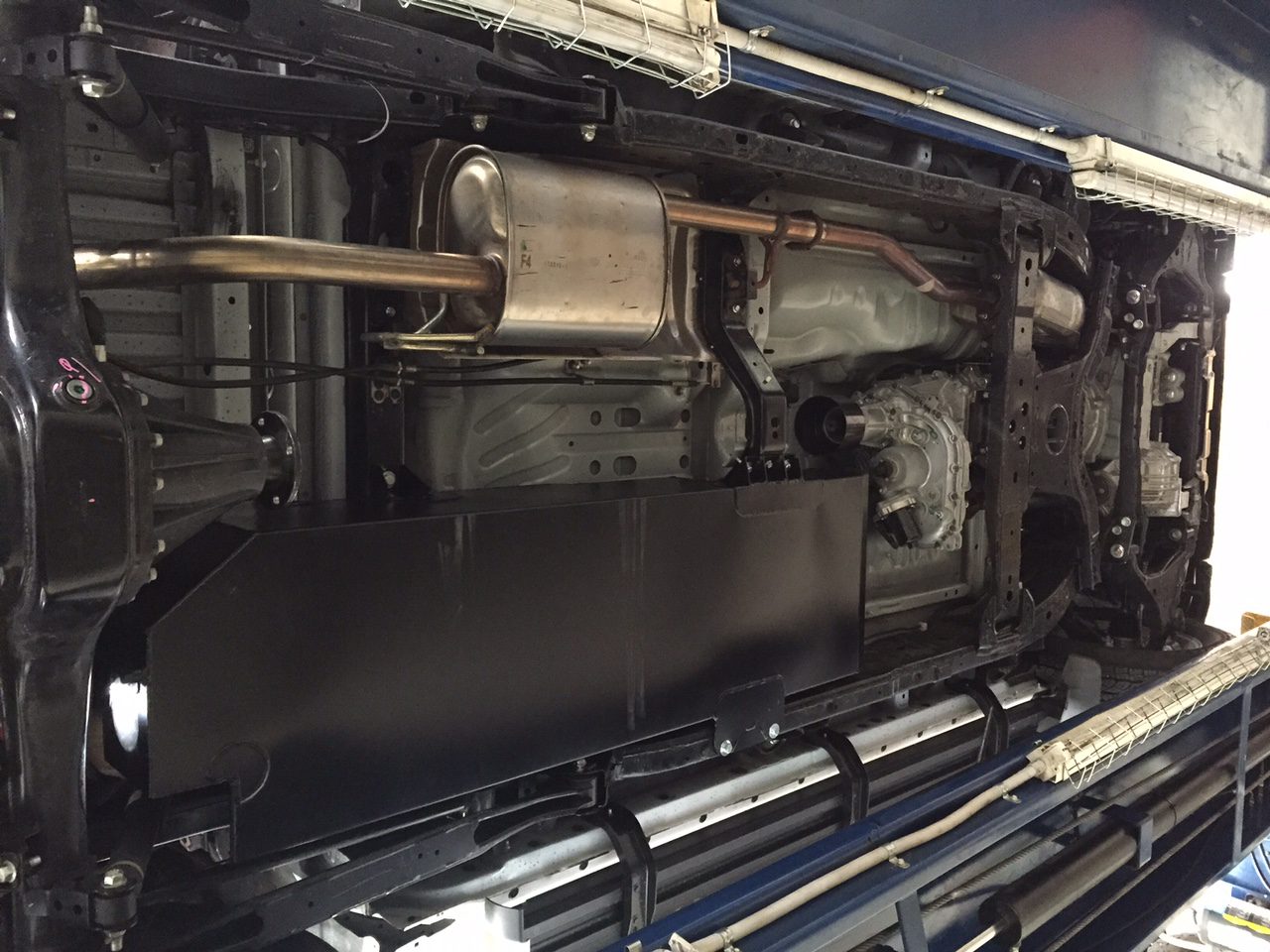 Nissan Navara NP300 (2015 PRESENT) 150 Litre Replacement Long Range