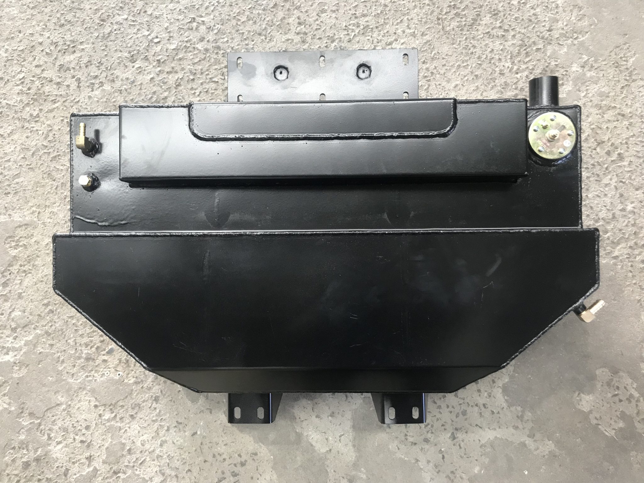 Toyota Landcruiser 40 Series Auxiliary Long Range Fuel Tank Brown