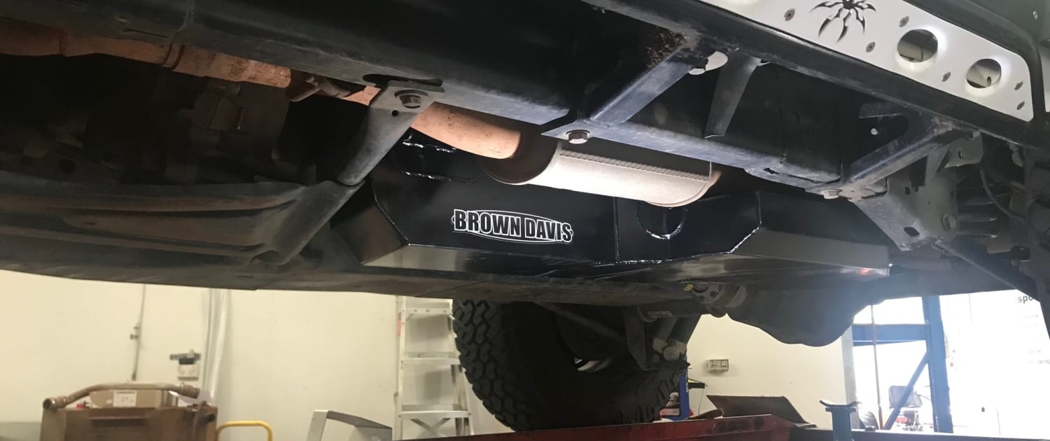 Jeep Wrangler Jk 2006 Present Auxiliary Long Range Fuel Tanks Brown Davis Long Range Fuel Tanks Underbody Protection Roll Cages And Motorsport